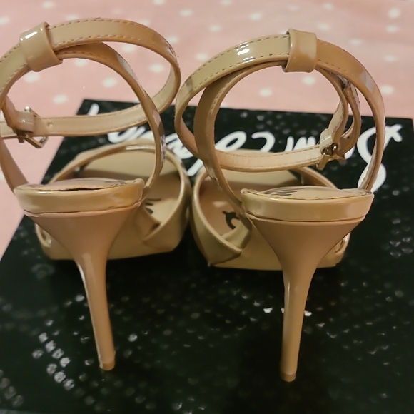 Sam Edelman Tan Women's Sandals - Picture 4 of 8